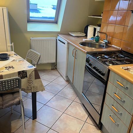 Zapustna Nowa Lägenhet Warszawa Exteriör bild